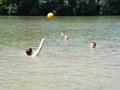 labdázás a Bodrogban
